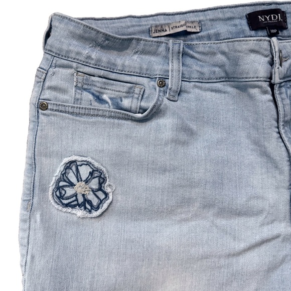 NYDJ Jenna Straight Ankle W/Appliqué Raw Hem Jeans in Palm Desert 18 PETITE - Picture 4 of 8